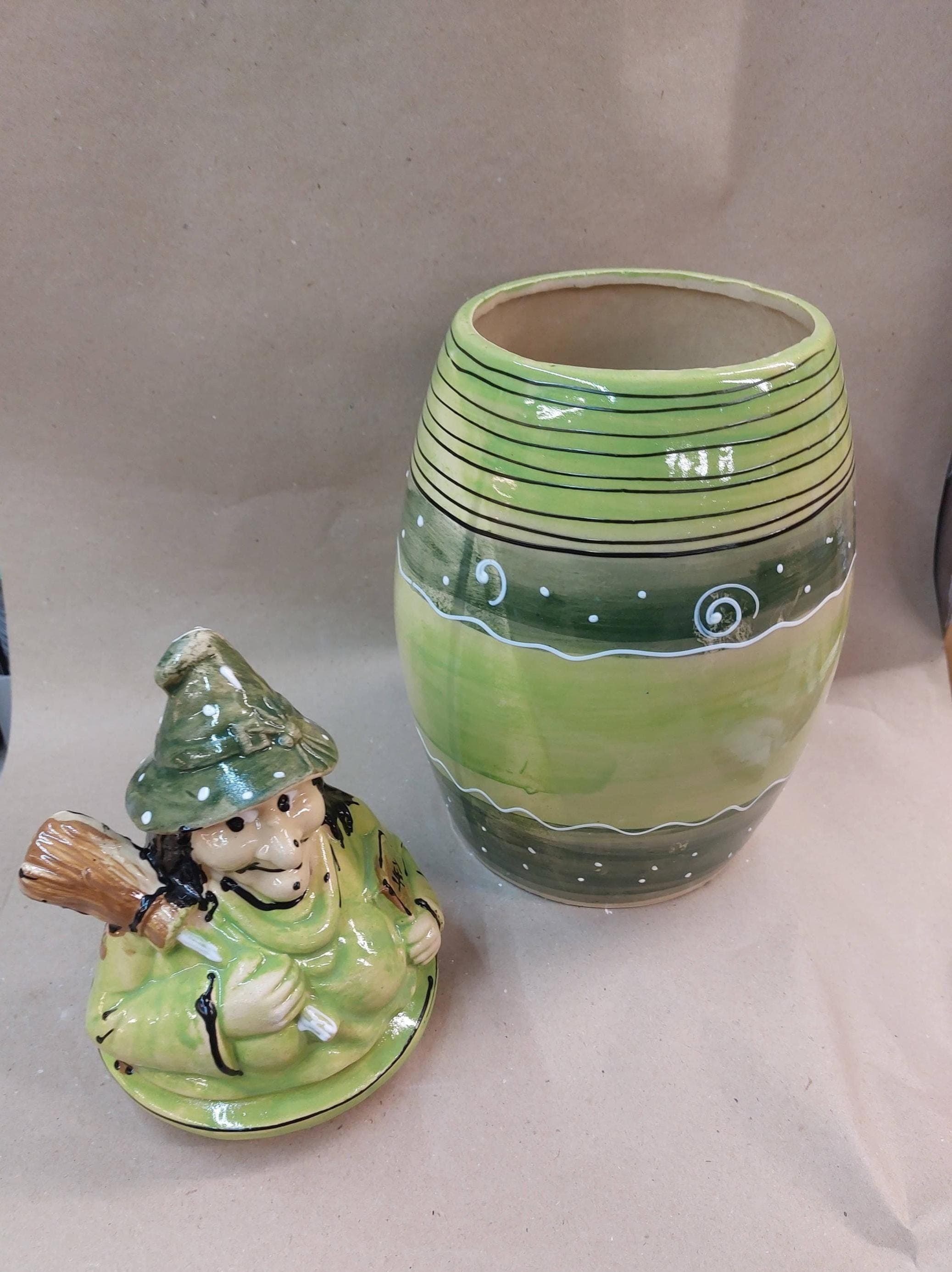 Große Keramikdose für Mehl, Zucker, Kaffee, Tee & Kekse mit Hexe, Ansicht 3