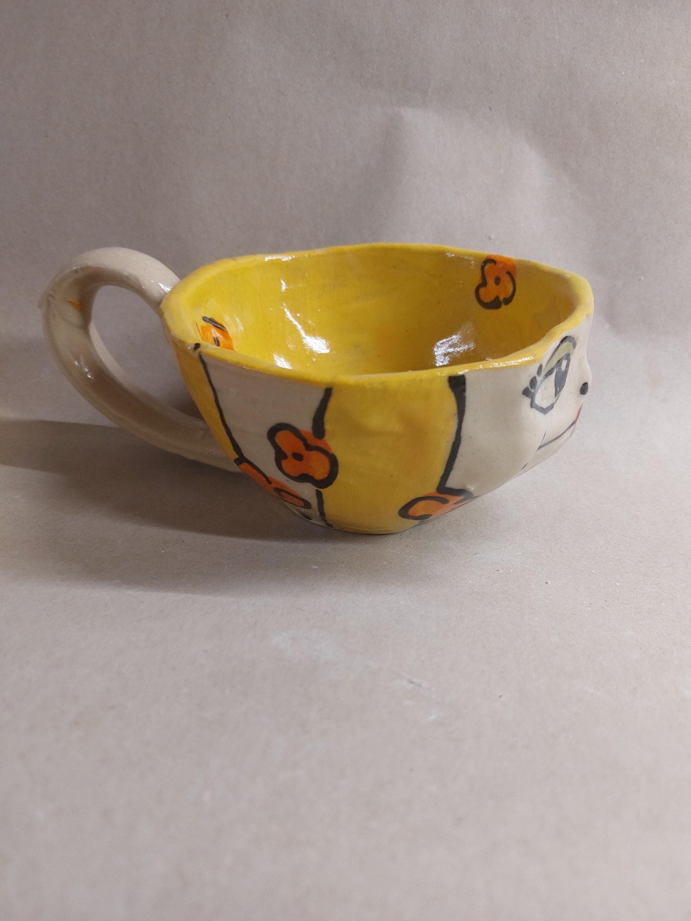 lustige Tasse Teebecher mit Gesicht - wird hergestellt bei Kauf, Ansicht 3
